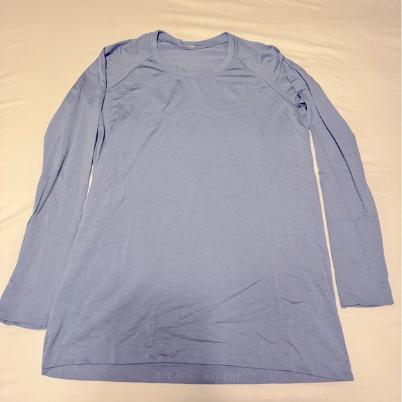 Lululemon Swiftly Tech Long Sleeve Shirt 2.0 Hip length - Picture 2 of 3